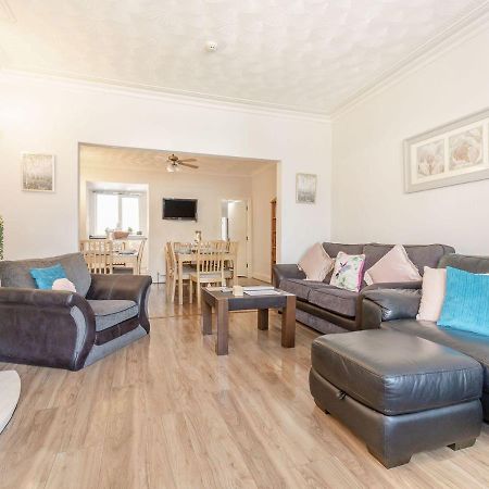 Sail Lodge Скарборо Екстер'єр фото