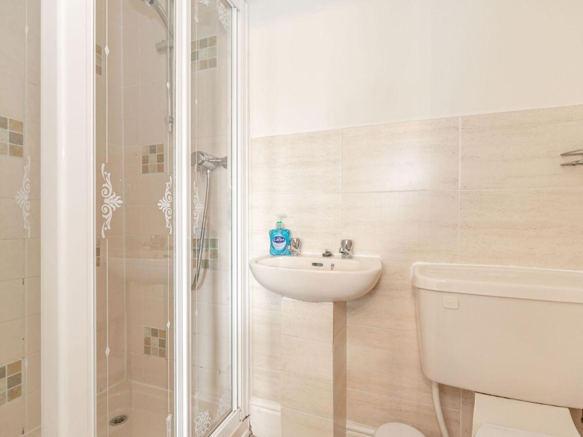 Sail Lodge Скарборо Екстер'єр фото