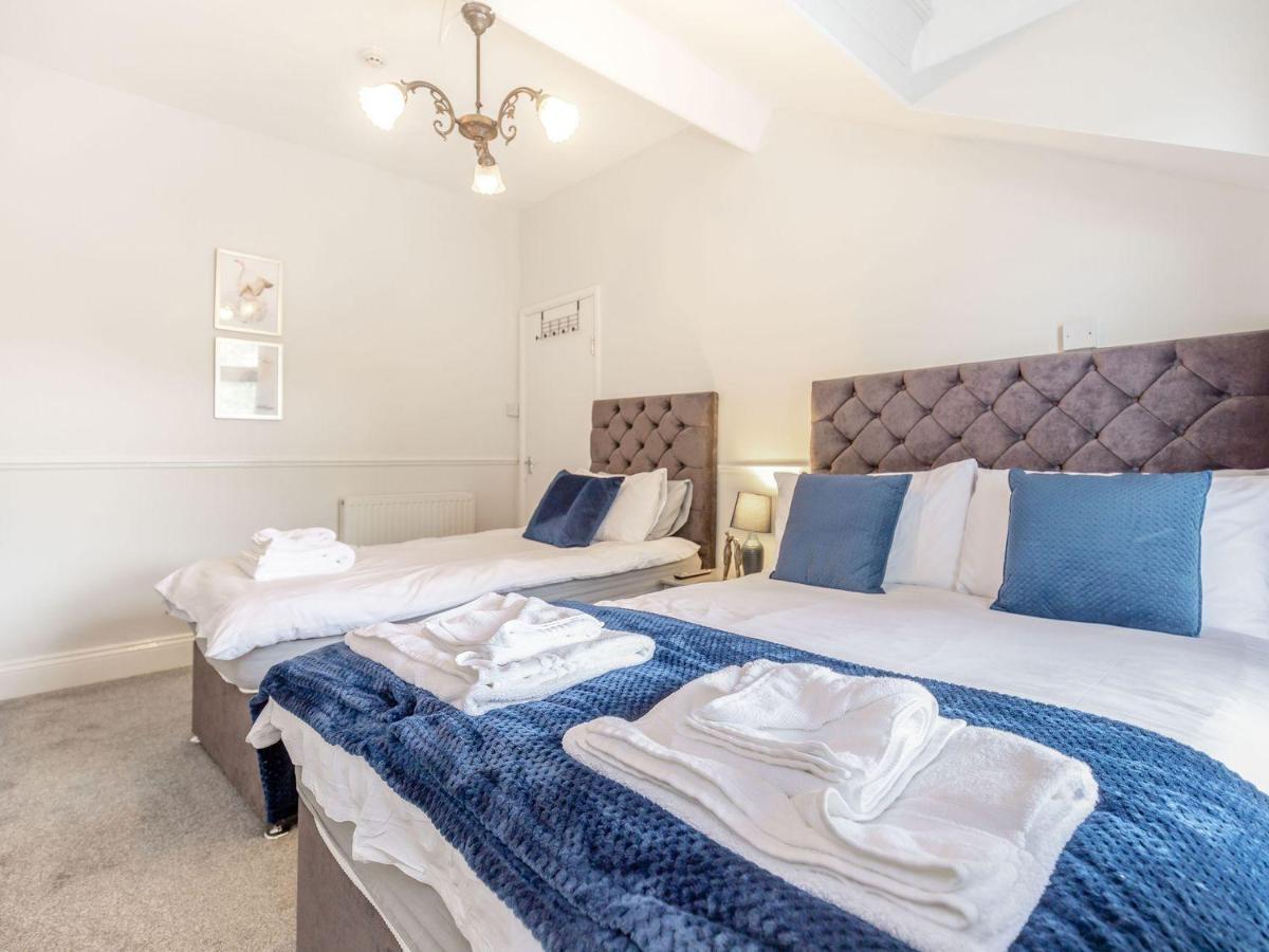 Sail Lodge Скарборо Екстер'єр фото