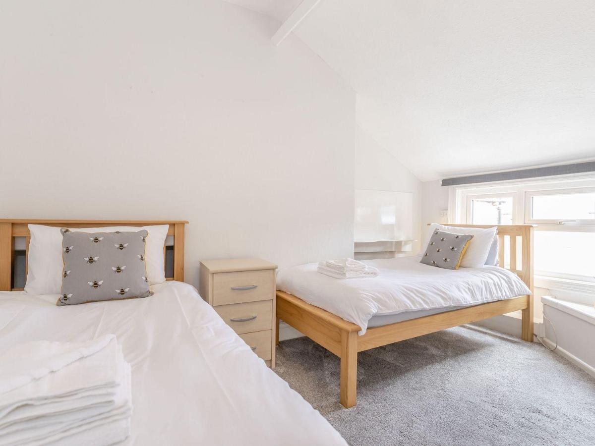 Sail Lodge Скарборо Екстер'єр фото